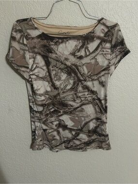 Camo top